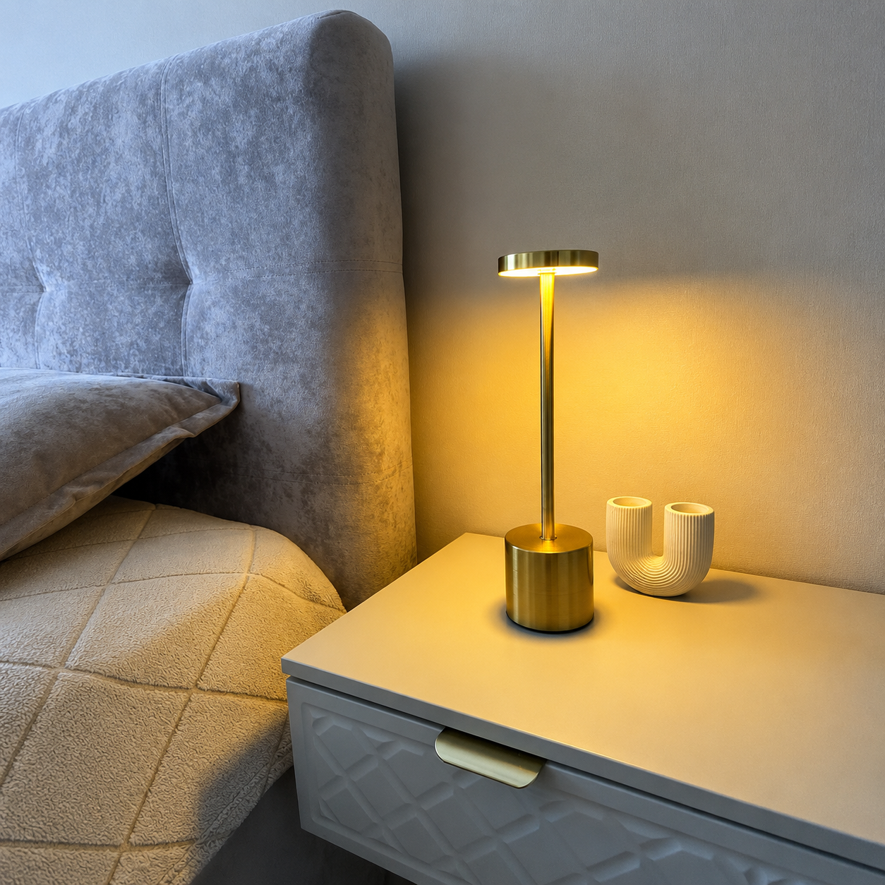Metal Rechargeable Table Lamp with Touch Control & 3 Light Modes