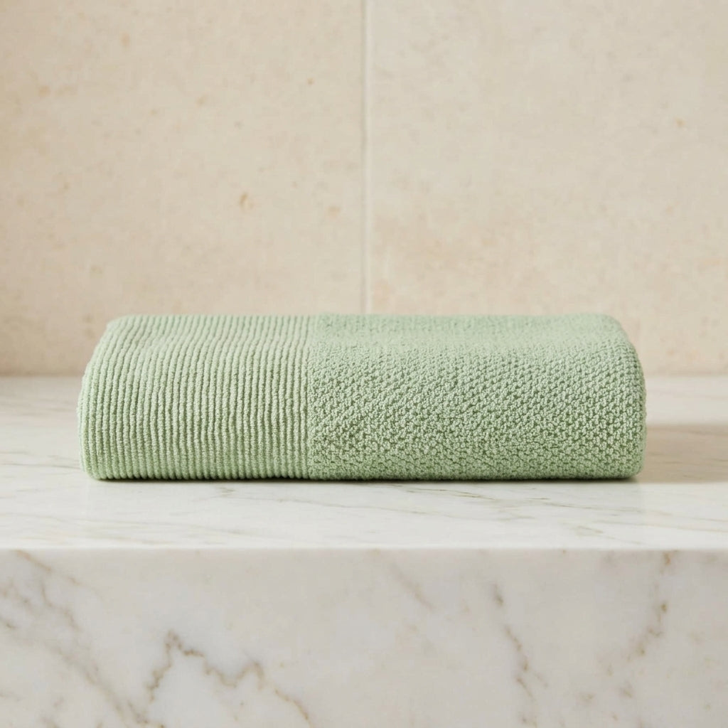 Luxe Popcorn Texture Cotton Bath Towel (27" x 54")